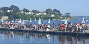 Lifeboat volunteers transform pontoon into stage for RNLI  celebration