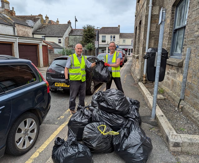 Volunteer group continues to work hard on keeping Camborne clean