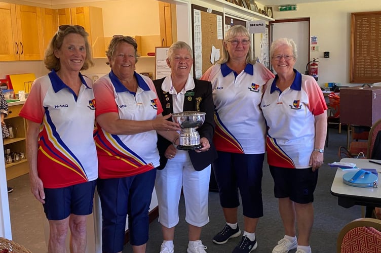 Looe Bowling Club