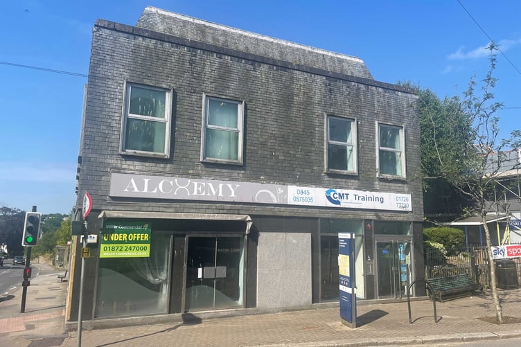 The former bank building in St Austell has planning permission to be turned into flats.