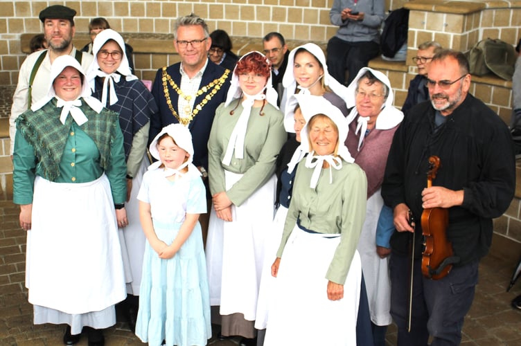 St Ives Mayor with Hevva
