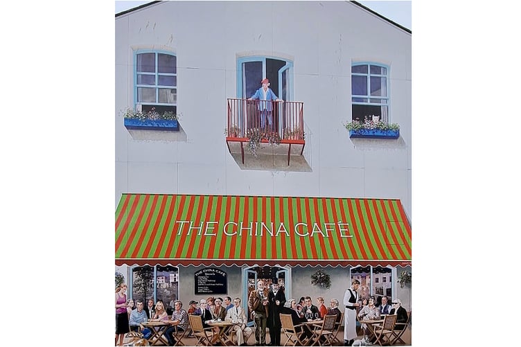 There is no visible letterbox at the China Cafe!