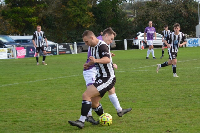 Peters and Lloyd condemn Holsworthy to home defeat