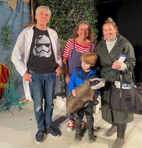 The cast of 'Grandma on the Moon' with audience member Lauren Capaldi (far right) and her son Theo holding a ‘dead badger’ puppet used in the play