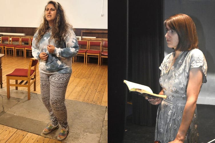 Tillila Antonio as Blanche Dubois and Bex Rogers as Stella Kowalski.