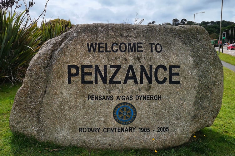 Welcome to Penzance sign