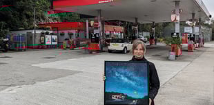 Award-winning artist staging talk at arts festival