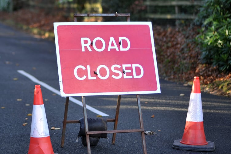 Generic road closed sign