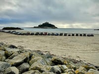 Falmouth's Land Rover club raises £750 for local Foodbank