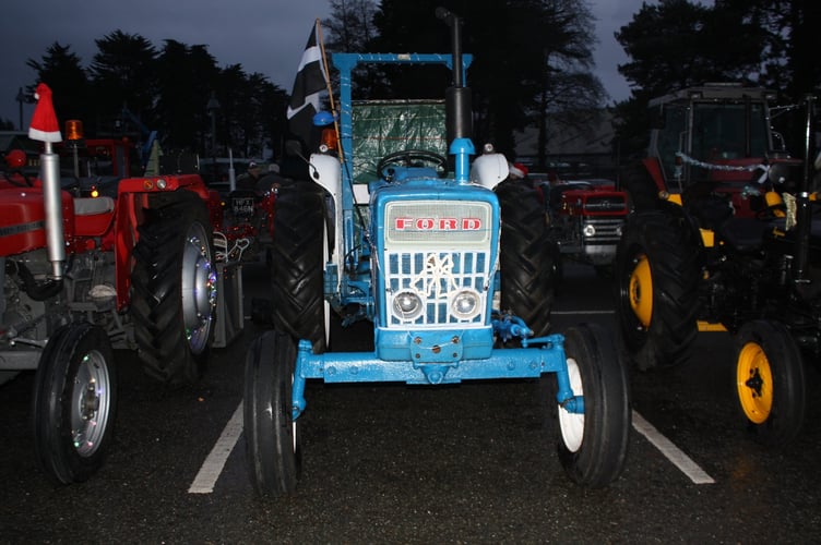 Tractor display ford.