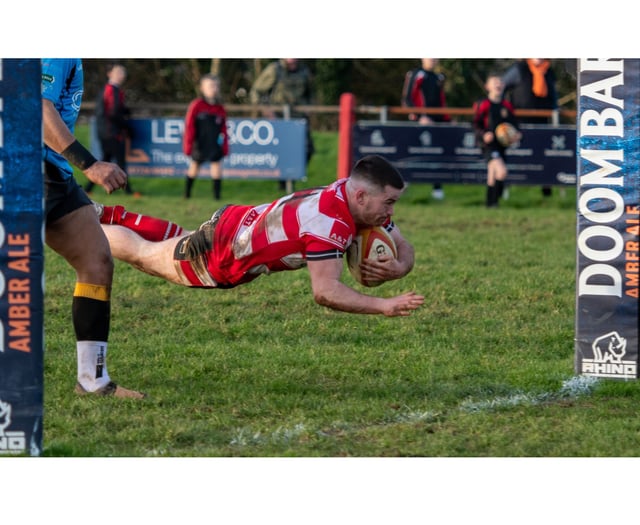Saints look to cement fifth against Royal Wootton Bassett