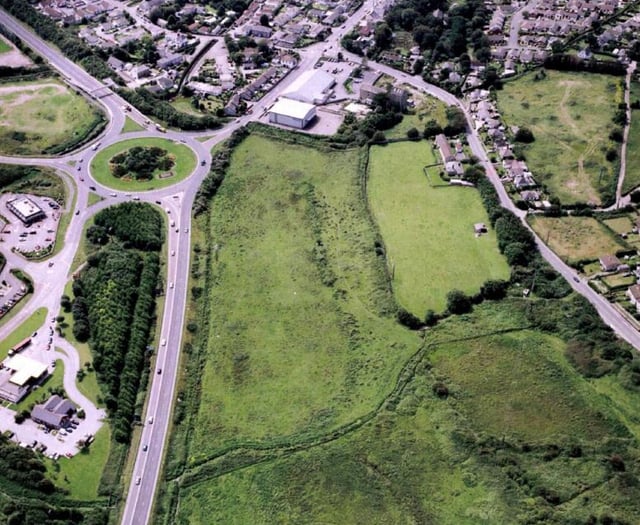 Solar farm with 5,000 panels approved despite flooding concerns