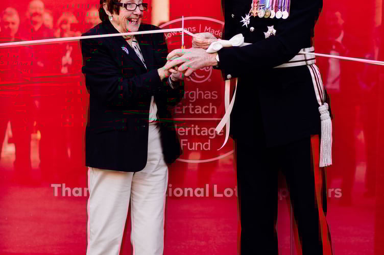 1 - Judy Davidson Chair of Redruth Revival Board and Edward Bolitho Lord Lieutenant of Cornwall cutting ribbon