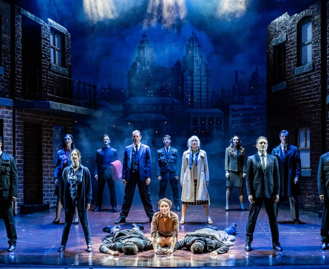 Review: Legendary Blood Brothers has audiences roaring their approval