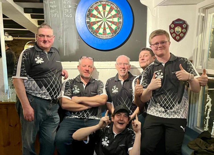 Wanderers Darts team, Polperro.