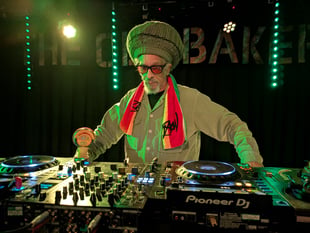 Music fans treated to performance by reggae and punk pioneer 