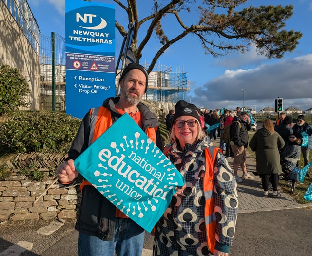 Teachers at Newquay Tretherras go out on strike for second day