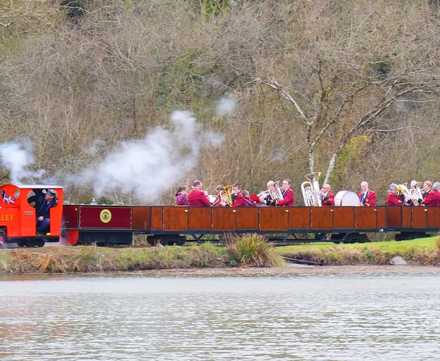 Toot toot: Rail attraction celebrates St Piran’s Day in style 