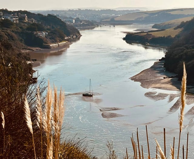 Coastguard called out after boat spotted drifting on estuary