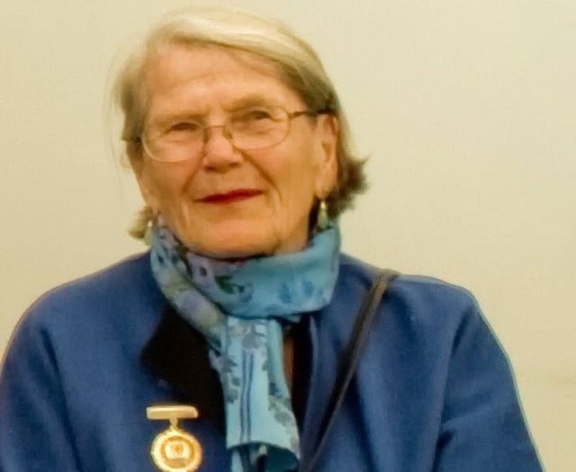 Remembering town Freeman in "magnificent" civic memorial service 