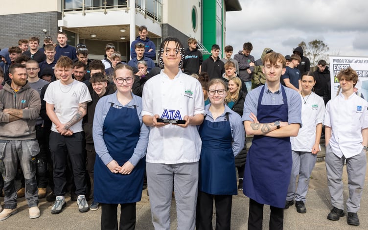 Apprentice group with award