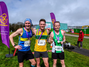 Cornwall AC star eases to victory ahead of Marples and O'Neill