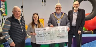 Freemasons make donation to neuro therapy centre