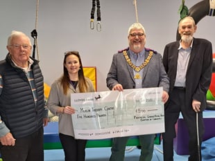 Freemasons make donation to neuro therapy centre