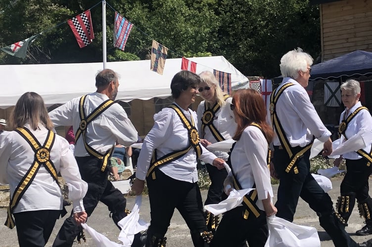 There will be ukelele music and dance performances by Tywardreath Morris