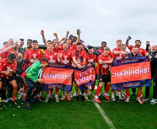 Truro City honour promotion-winning heroes with bus tour