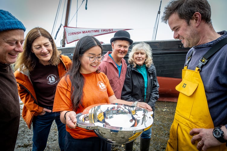 CMT members with Gstaad Trophy -137credit - Chris Yacoubian.