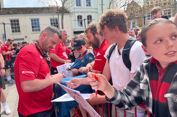 Shirt and programme signing by Truro City FC