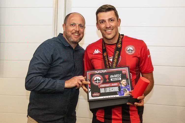 Alex Black presents Dan Lavercombe with the Chairman’s award. Picture: Colin Bradbury.