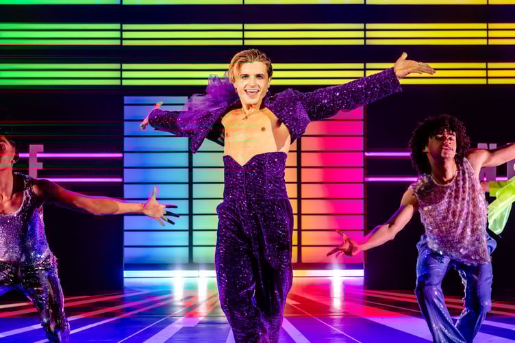 Nikita Kuzmin in Midnight Dancer