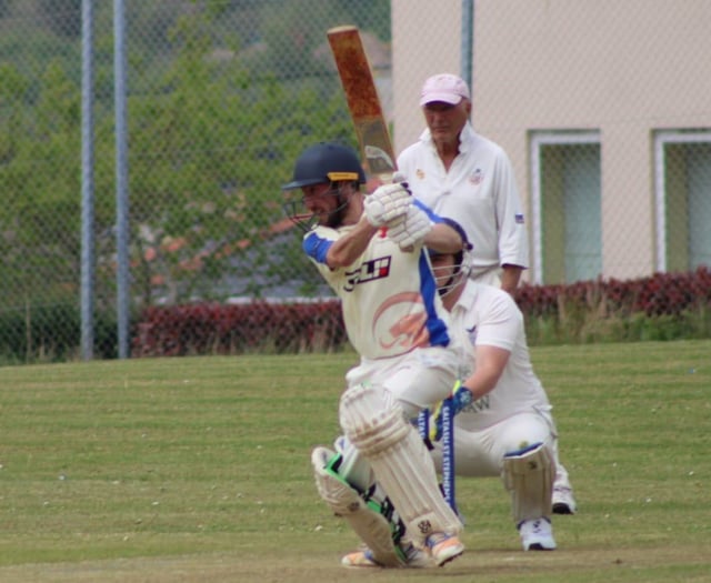 Renfree and Blackmore to the fore as Saltash cruise to victory