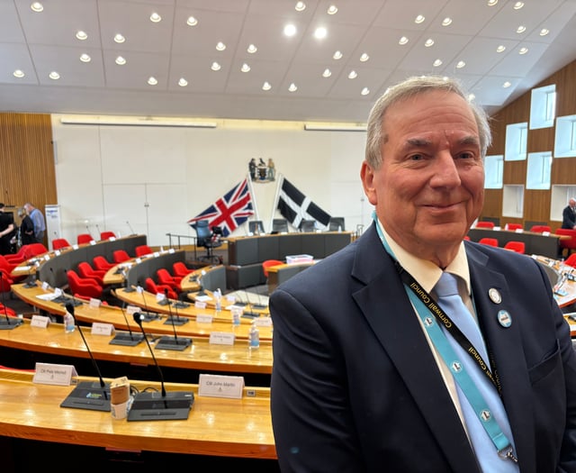 Former Reform leader crosses floor to Conservative benches