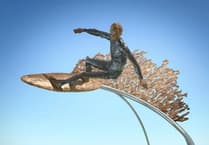 Plans to erect surf statue set to go ahead