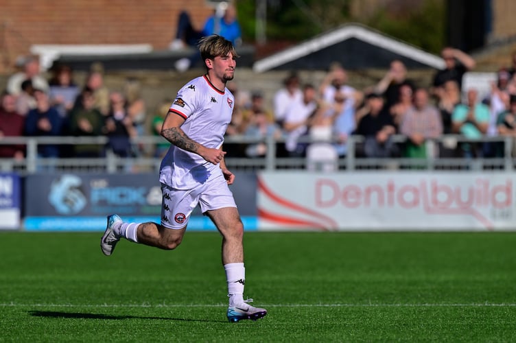 Tylor Love-Holmes of Truro City during the National League South Match between Worthing and Truro City at Sussex Transport Community Stadium, Worthing on 5 April 2025 (Photo: Alan Stanford/PPAUK)
