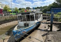Work on removing derelict paddle steamer to begin