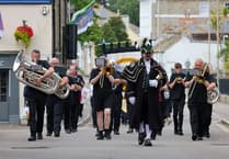 Head of St John carried through town to mark start of Golowan Festival