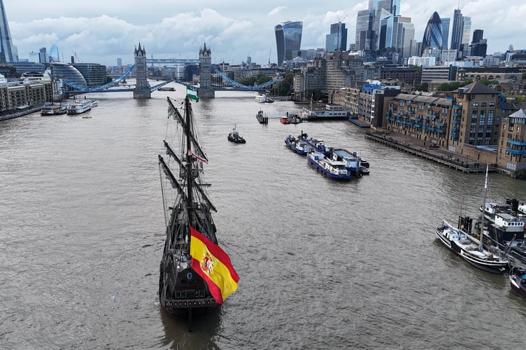 Photo of Galeón in London.