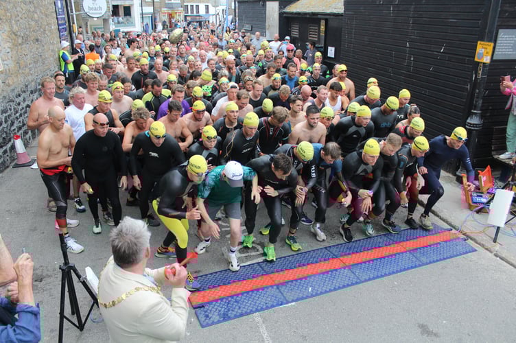 St Ives Biathlon 2025 main race start LR
