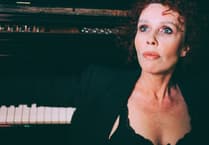 Fiona Ross to perform at Penzance's Acorn Theatre