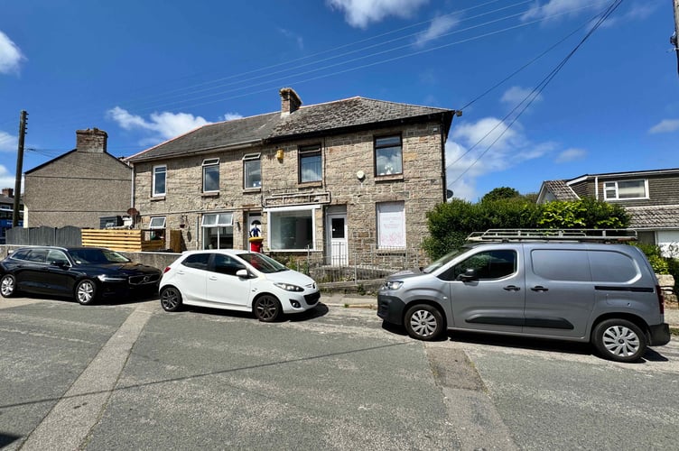 Holly Terrace Heamoor.