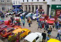 Packed crowds gather in Truro city centre for classic car show