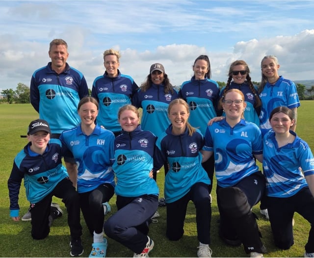 Perranporth round off hardball season with narrow defeat