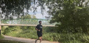 Marathon runner helping cancer charity