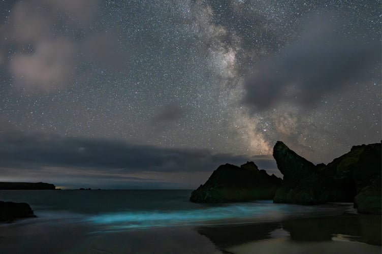 Incredible photos show bioluminescent plankton amidst the Milky Way. Richard Haynes, 58, captured the images at a popular cove on the Lizard Peninsula of southwest Cornwall, in the early hours on Tuesday 19 July. Richard, a keen amateur astrophotographer with an interest in outdoor pursuits and the environment, said he was first alerted to the presence of plankton at the cove when a photographer on holiday from Wales spotted it the previous night.