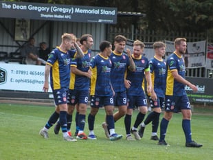 Simmonds' stunner sends Newquay through in FA Cup replay