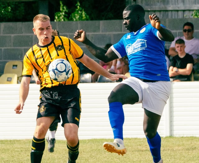 Barker scores inside a minute as Torpoint beat Oldland Abbotonians